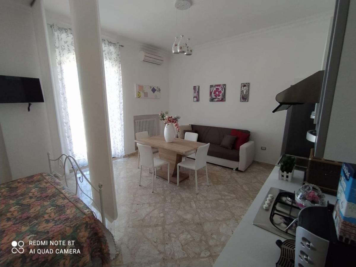 Via Marzano 67 Hotell Porto Cesareo Exteriör bild